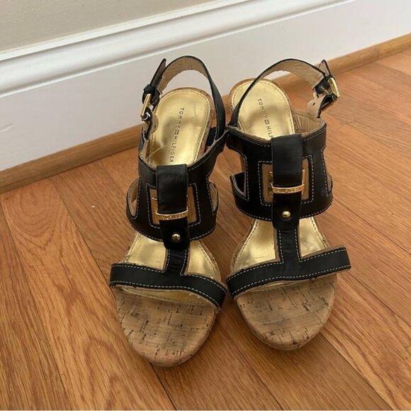 Tommy Hilfiger Edessa Platform Black Leather Pump Sandal Heels Women’s Size 7.5 - Picture 2 of 7